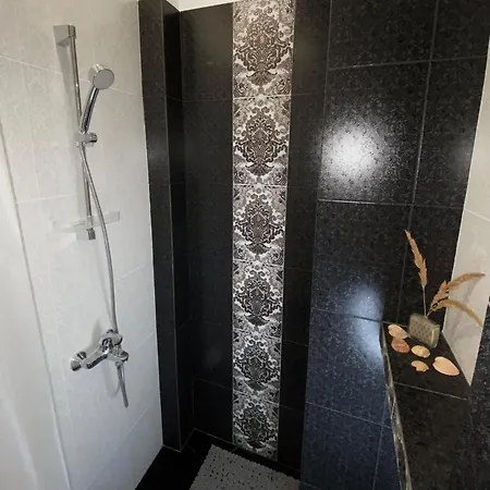 555 метров до моря Apartment Liepaja
